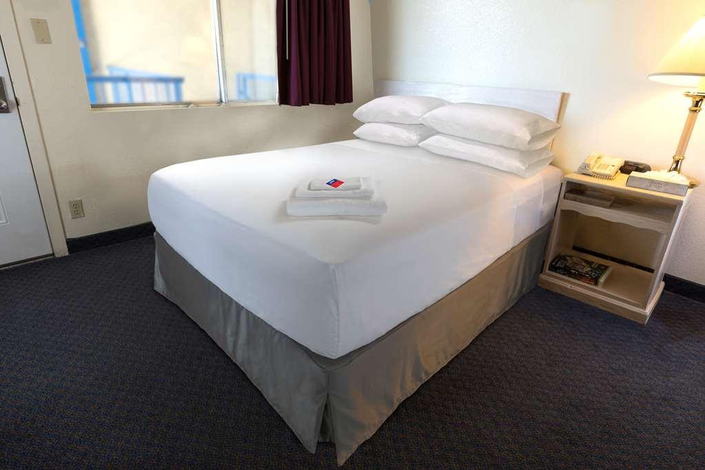 Americas Best Value Inn Horseheads Quarto foto